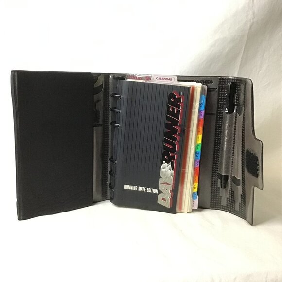 Dayrunner Running Mate Vintage Planner Organizer Book - Picture 6 of 11